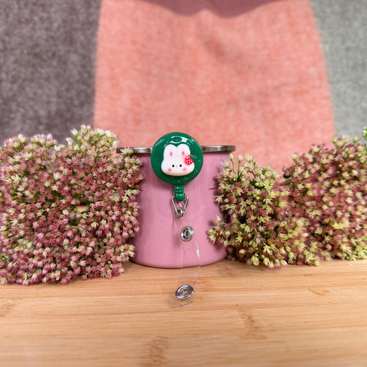 Ausweishalter mit Jojo/  Retractable Badge Reel " green Bunny "
